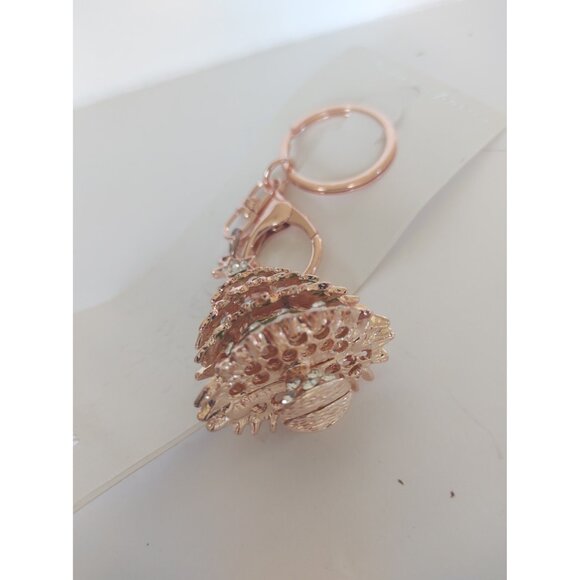 Rhinestone & Gold Tone Christmas Tree Key Chain Hand Painted 2" x 1 3/8" - Picture 9 of 10